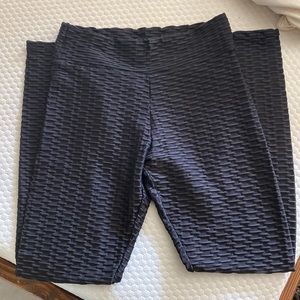 Scrunch butt leggings